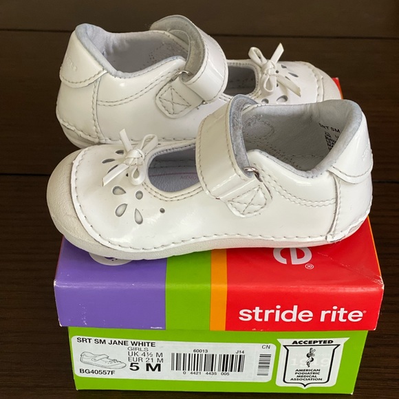 Stride Rite Soft Motion Jane White Shoes - Picture 2 of 5